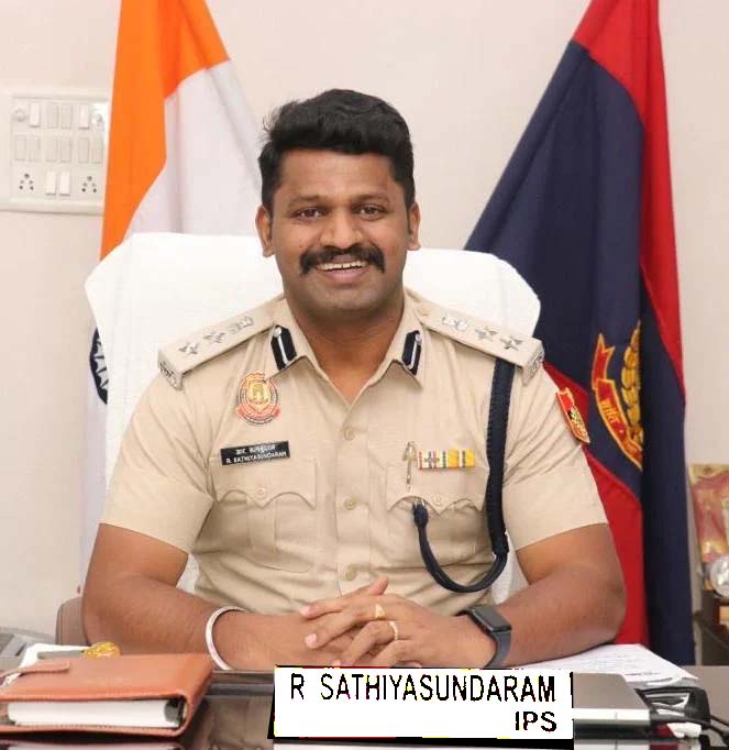 புதுச்சேரியில் மக்களின் மனதை வென்ற காவல் அதிகாரி!